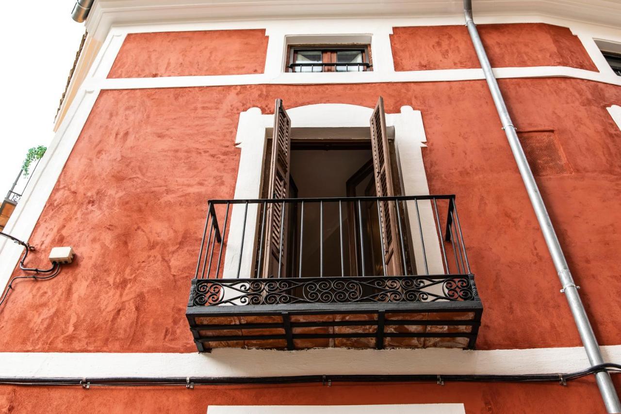 Los Tres Balcones クエンカ エクステリア 写真